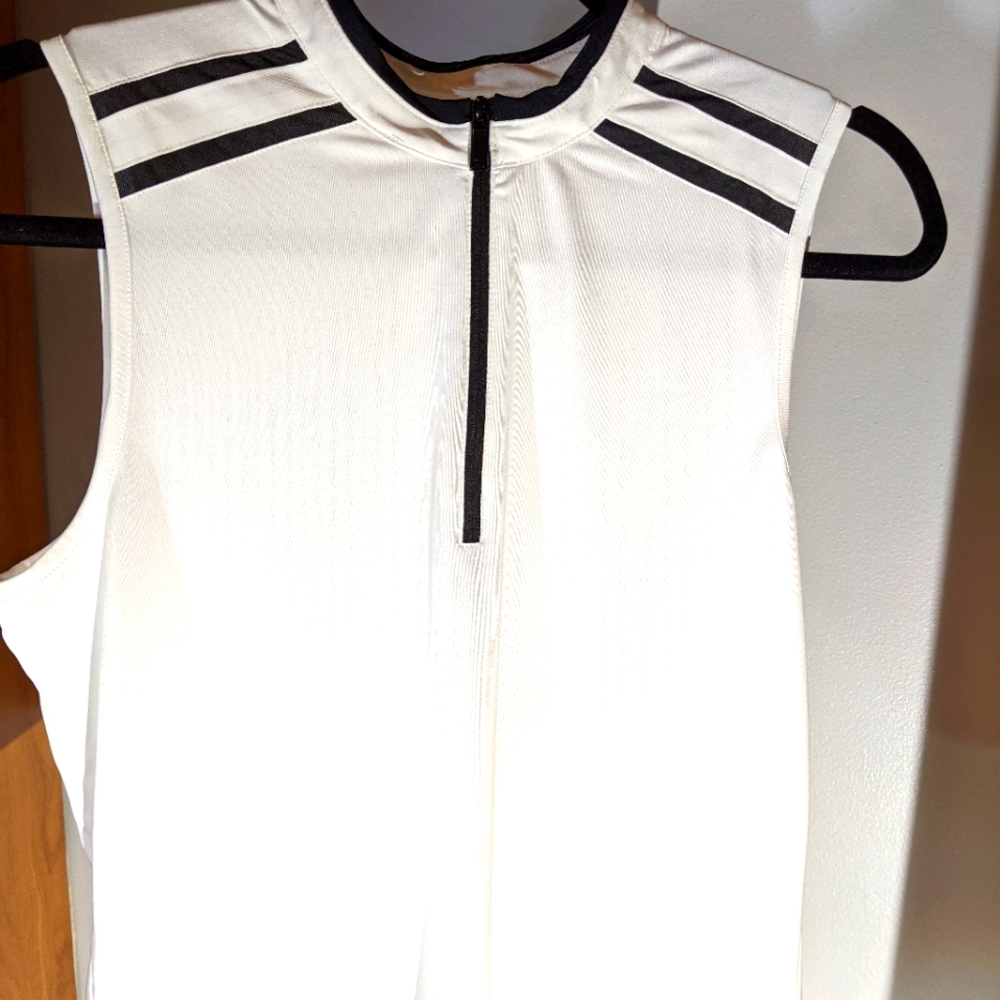 Women's Golf Tee